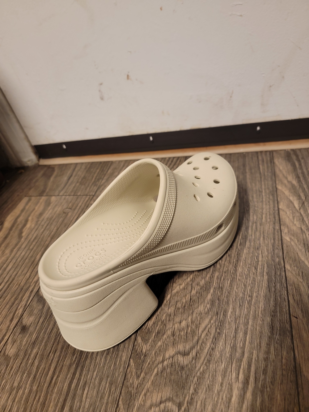 Crocs Shoes Mens 8 Womens 10 Tan Siren Clog Platform Chunky Heel Slip On